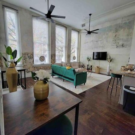 Luxury Condo “Walk To Everything” Memphis Ngoại thất bức ảnh